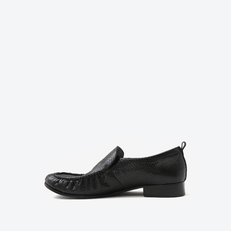 Snake-Print Pleated Loafers